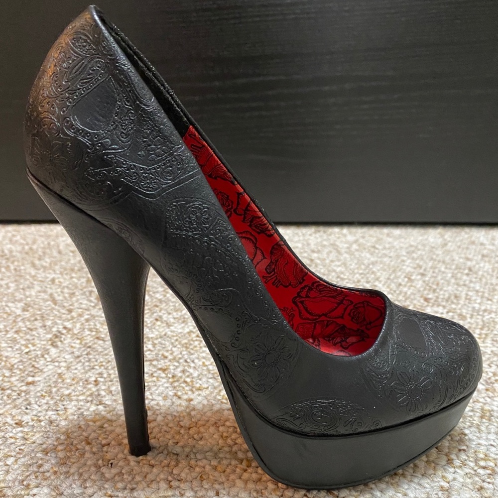 Iron Fist Black Sugar Skull Heels